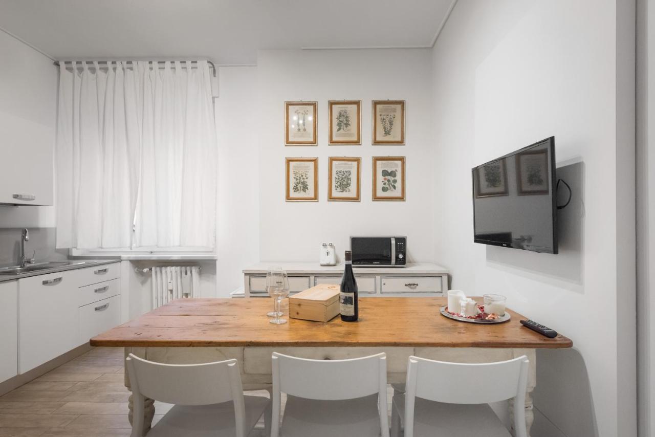 Flats4Rent La Dimora D'Orlando Lägenhet Verona Exteriör bild