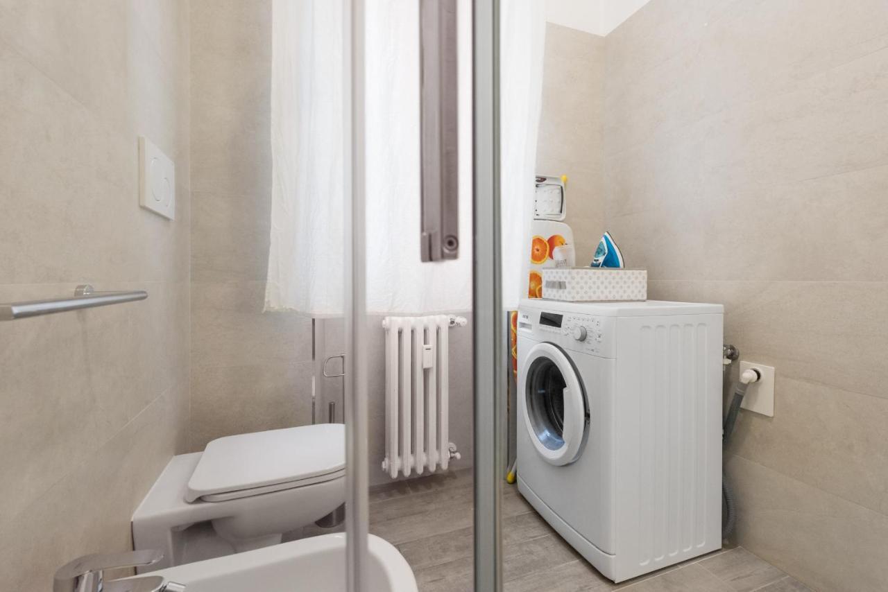 Flats4Rent La Dimora D'Orlando Lägenhet Verona Exteriör bild